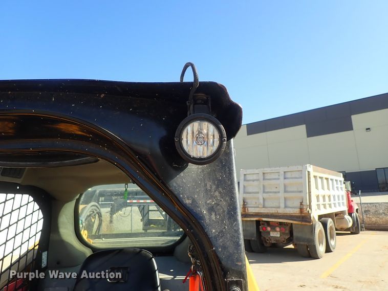 image for item DB7584 2015 Caterpillar 289D skid steer