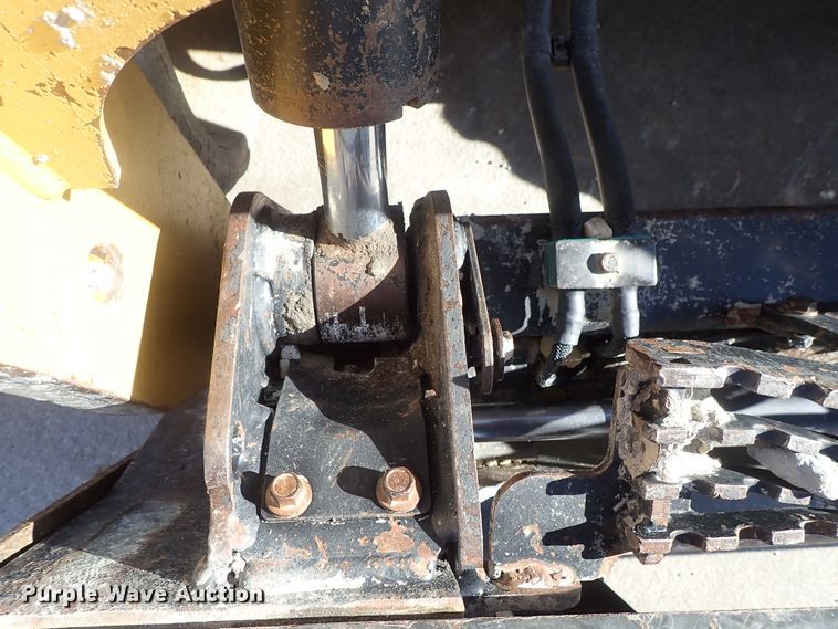 image for item DB7584 2015 Caterpillar 289D skid steer