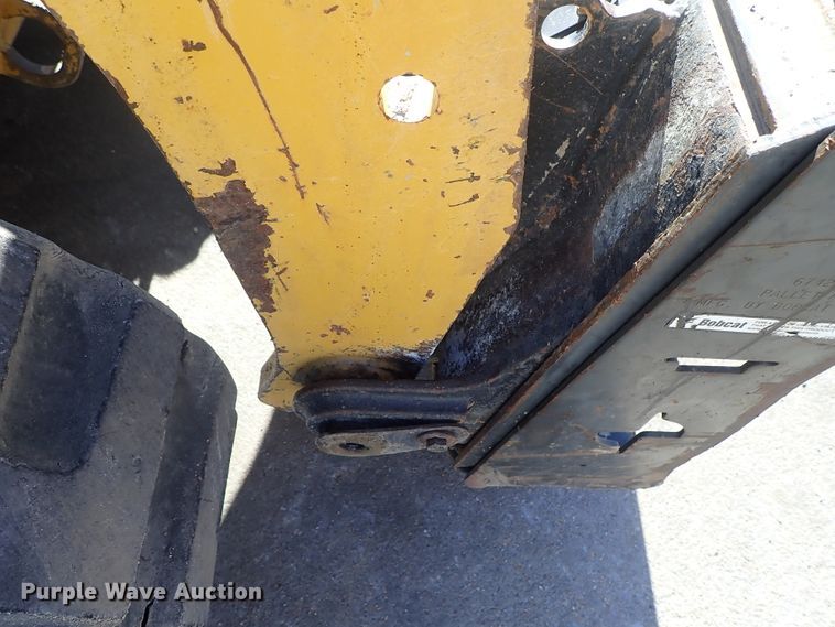 image for item DB7584 2015 Caterpillar 289D skid steer