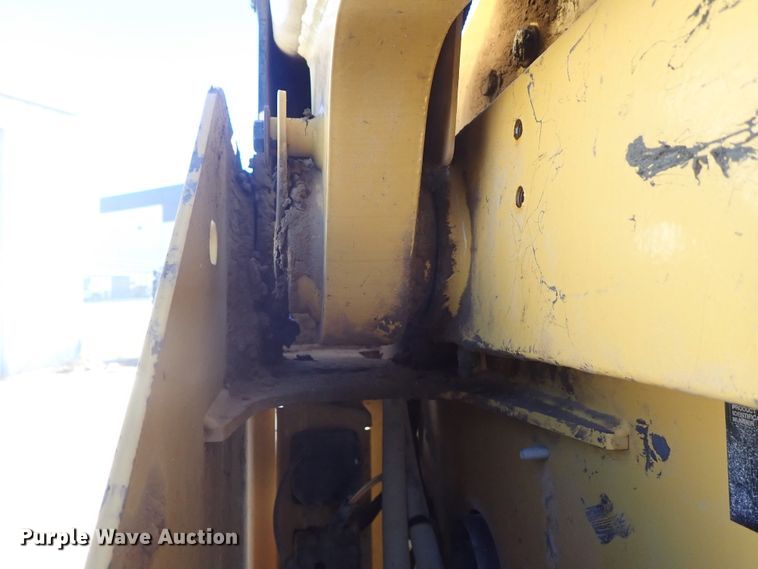 image for item DB7584 2015 Caterpillar 289D skid steer