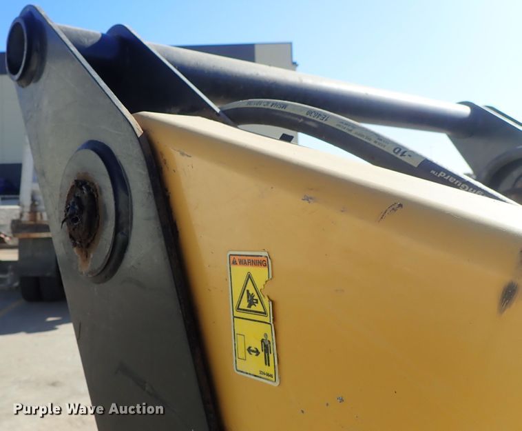 image for item DB7584 2015 Caterpillar 289D skid steer