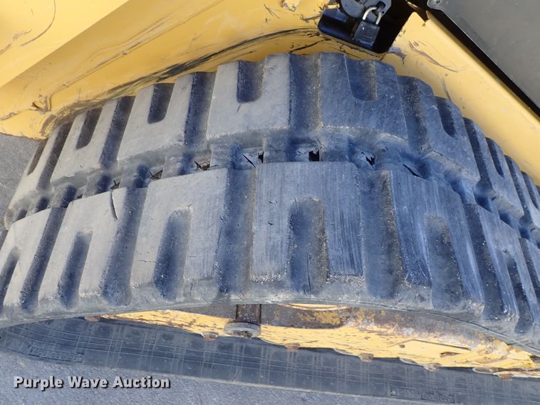 image for item DB7584 2015 Caterpillar 289D skid steer