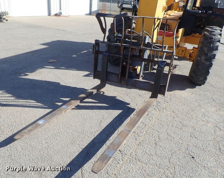 image for item DB7585 2002 JCB 508C telehandler