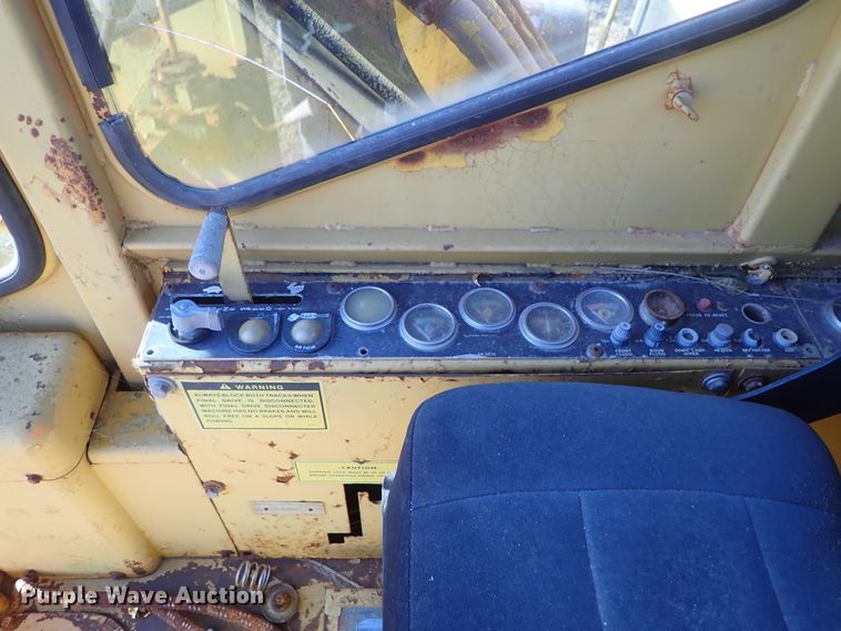 image for item DB7586 Caterpillar 225 excavator