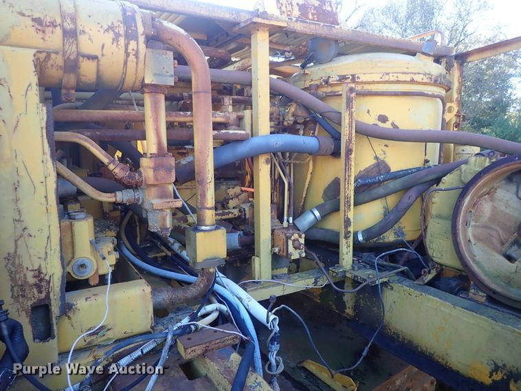 image for item DB7586 Caterpillar 225 excavator