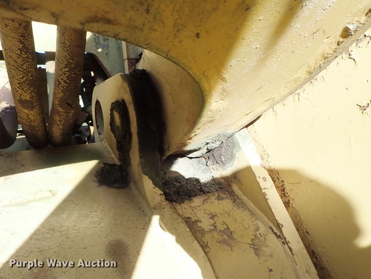 image for item DB7586 Caterpillar 225 excavator