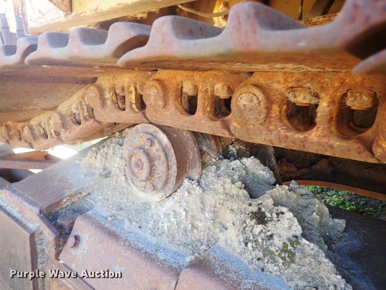 image for item DB7586 Caterpillar 225 excavator