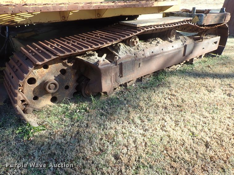 image for item DB7586 Caterpillar 225 excavator