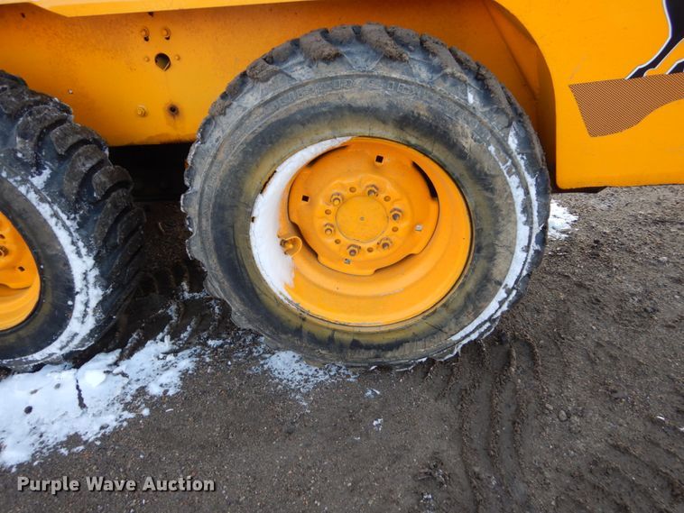 image for item DC4519 Mustang 2042 skid steer