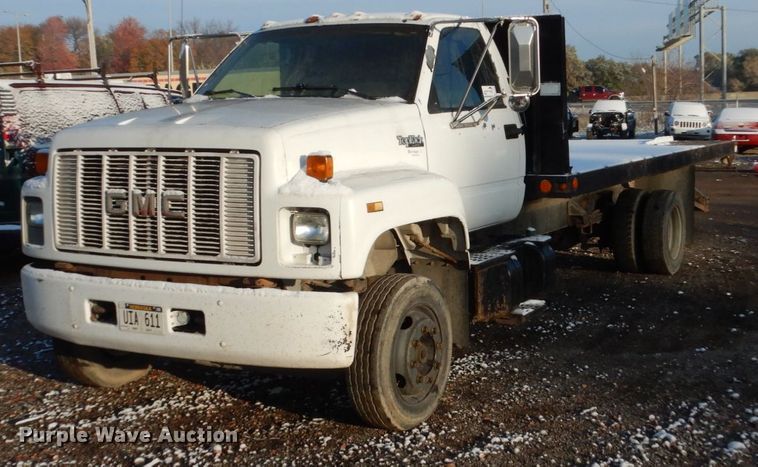 image for item DC4520 1994 GMC TopKick C5500 flatbed truck