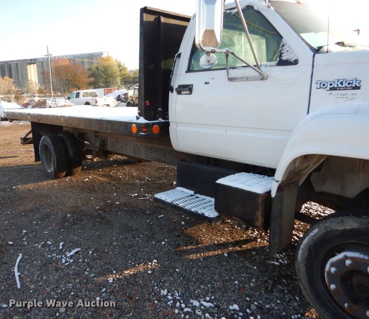 image for item DC4520 1994 GMC TopKick C5500 flatbed truck