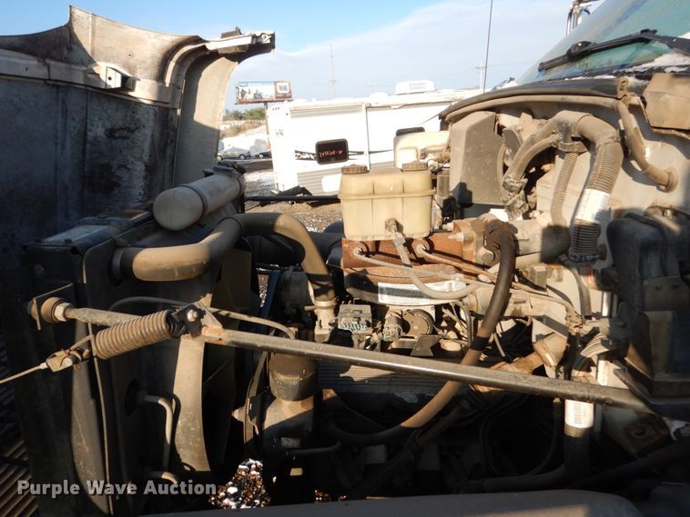 image for item DC4520 1994 GMC TopKick C5500 flatbed truck