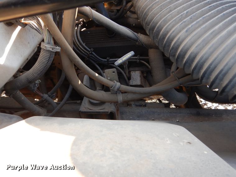 image for item DC4520 1994 GMC TopKick C5500 flatbed truck