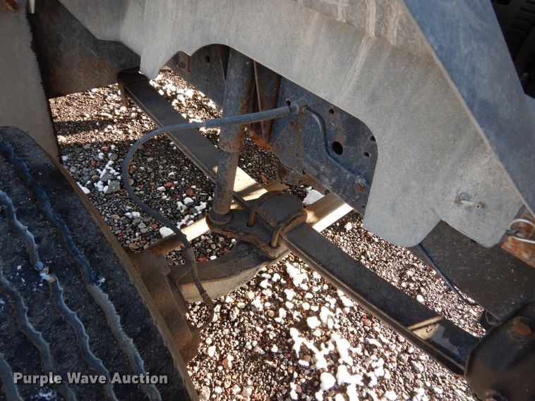 image for item DC4520 1994 GMC TopKick C5500 flatbed truck