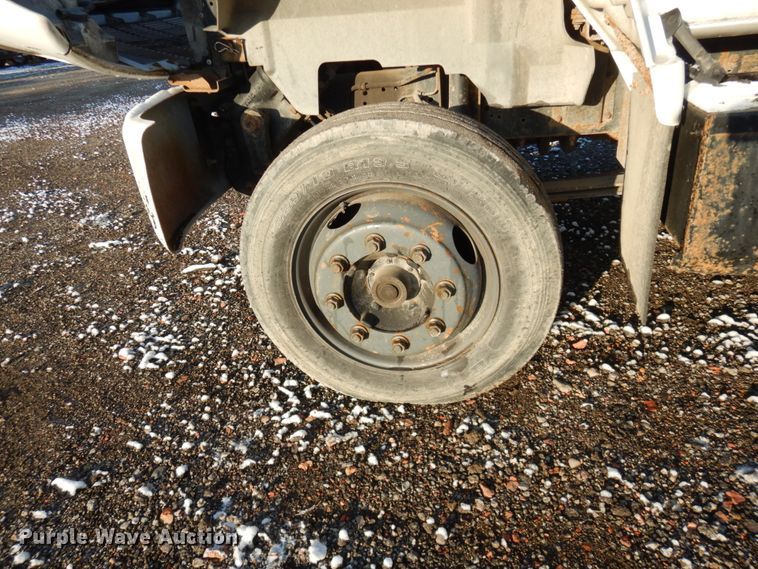 image for item DC4520 1994 GMC TopKick C5500 flatbed truck