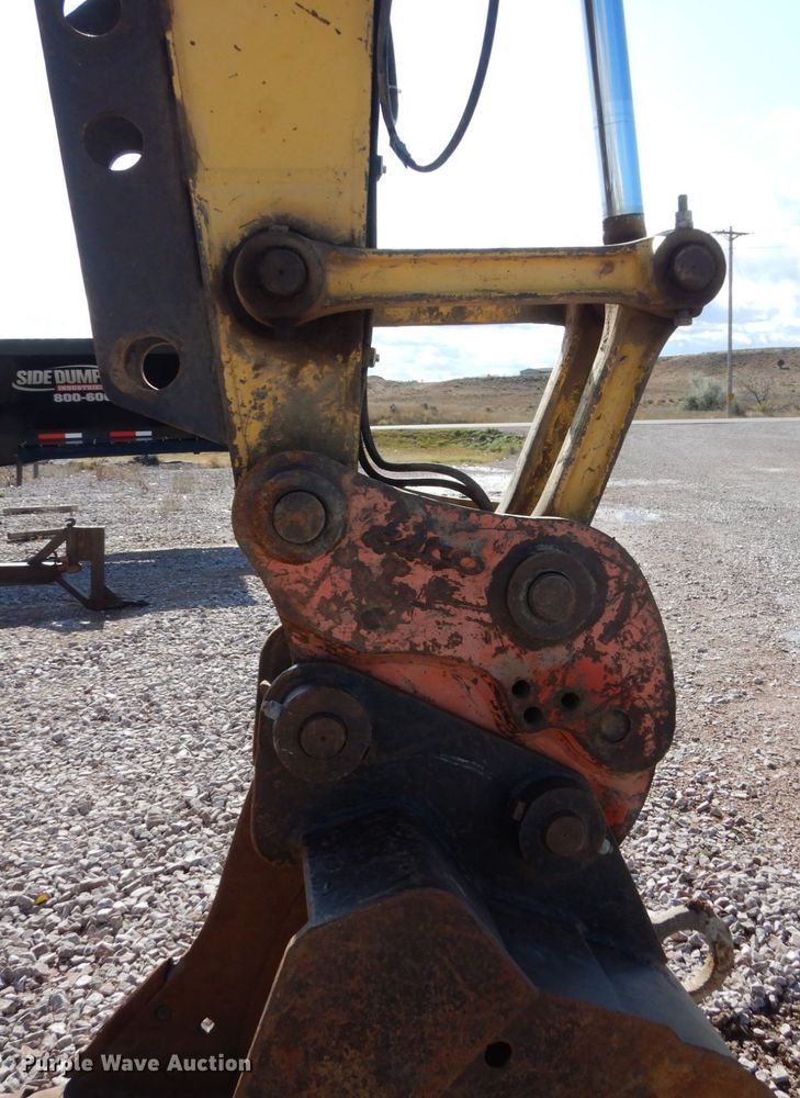 image for item DC4524 2003 Komatsu PC160LC-7 excavator