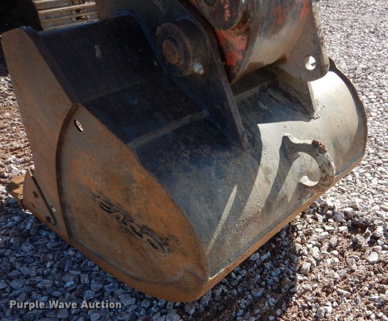 image for item DC4524 2003 Komatsu PC160LC-7 excavator