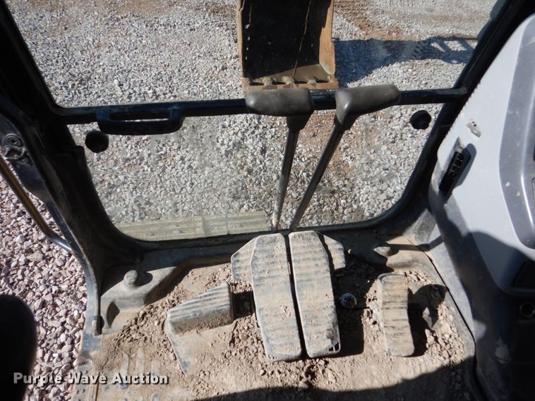 image for item DC4524 2003 Komatsu PC160LC-7 excavator