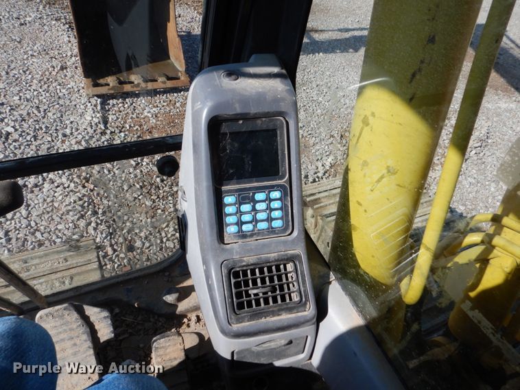 image for item DC4524 2003 Komatsu PC160LC-7 excavator