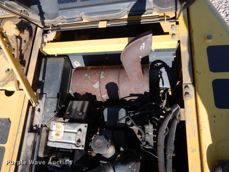 image for item DC4524 2003 Komatsu PC160LC-7 excavator