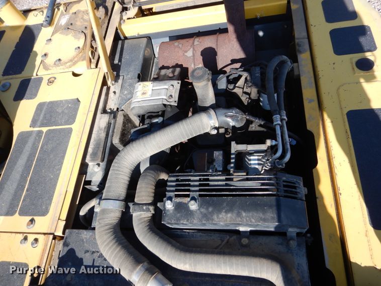 image for item DC4524 2003 Komatsu PC160LC-7 excavator