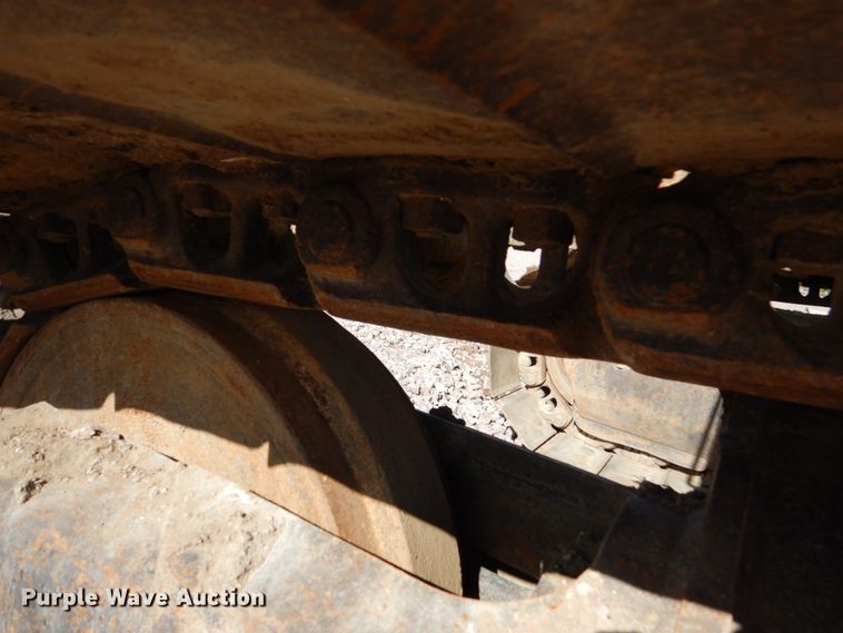 image for item DC4524 2003 Komatsu PC160LC-7 excavator