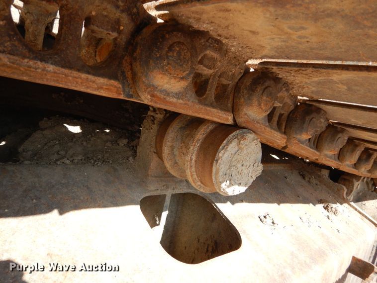 image for item DC4524 2003 Komatsu PC160LC-7 excavator