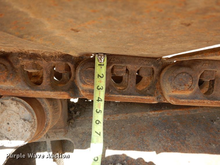 image for item DC4524 2003 Komatsu PC160LC-7 excavator