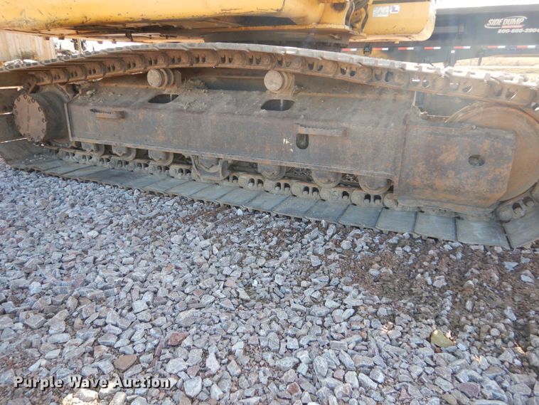 image for item DC4524 2003 Komatsu PC160LC-7 excavator