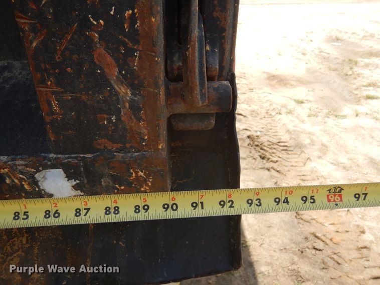 image for item DD3022 1994 Peterbilt 375 dump truck