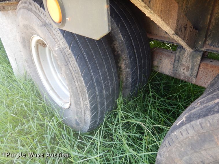 image for item DD3025 2000 Bourg equipment trailer