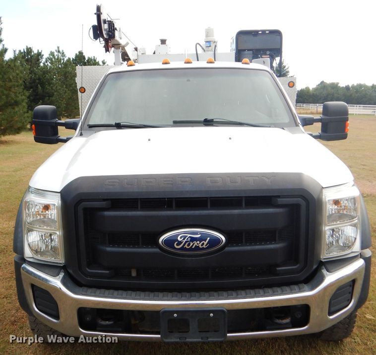 image for item DD4516 2011 Ford F550 Super Duty service truck with crane