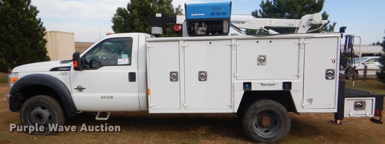 image for item DD4516 2011 Ford F550 Super Duty service truck with crane