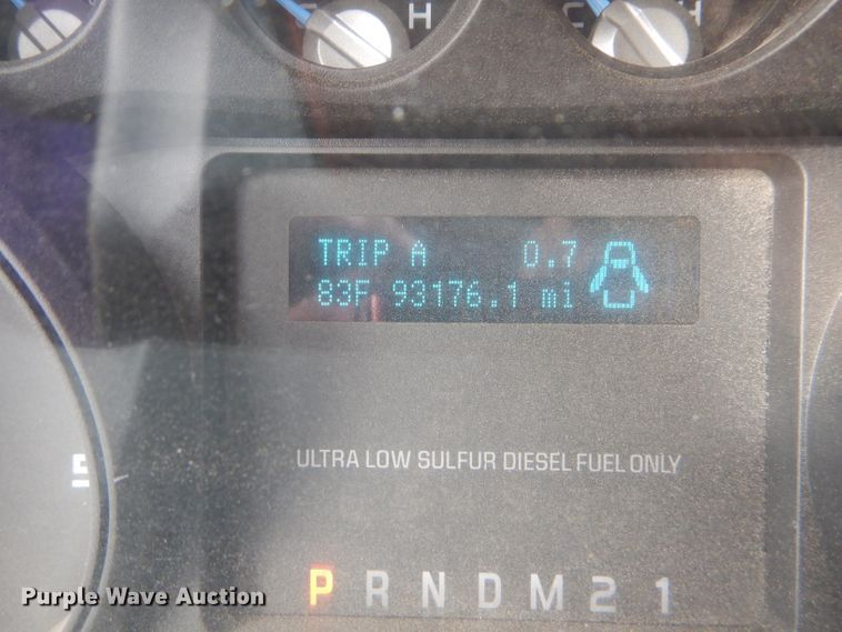 image for item DD4516 2011 Ford F550 Super Duty service truck with crane