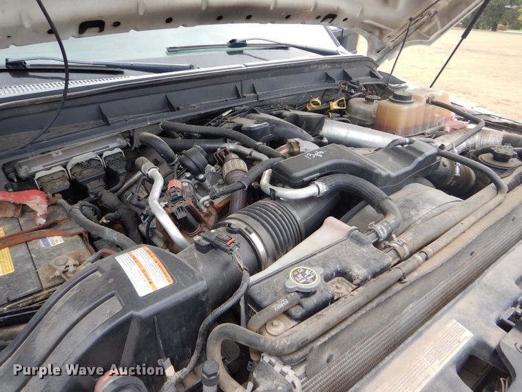 image for item DD4516 2011 Ford F550 Super Duty service truck with crane