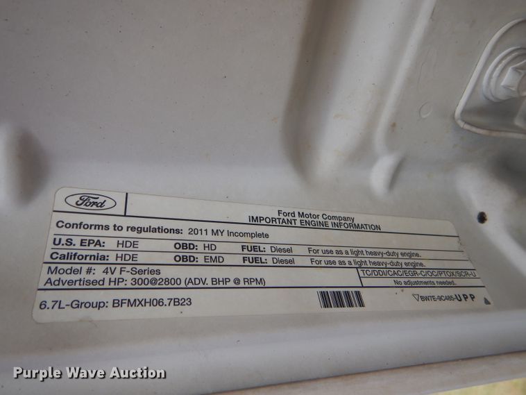 image for item DD4516 2011 Ford F550 Super Duty service truck with crane