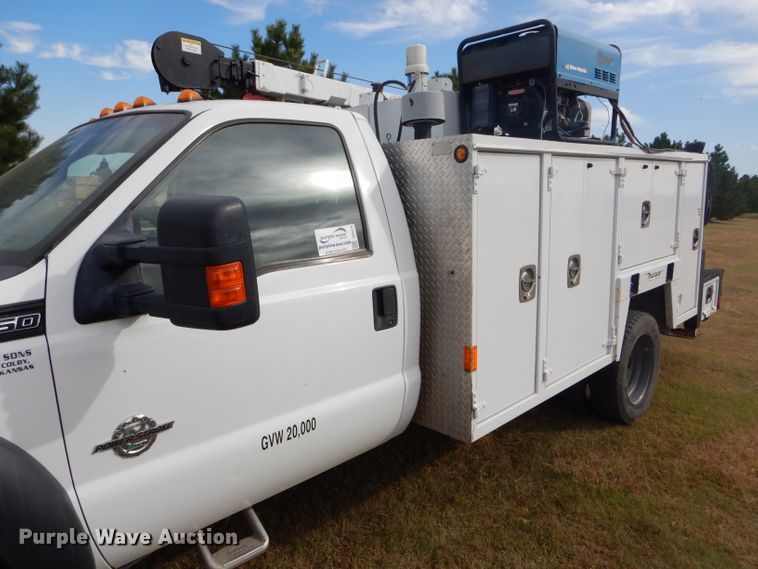 image for item DD4516 2011 Ford F550 Super Duty service truck with crane