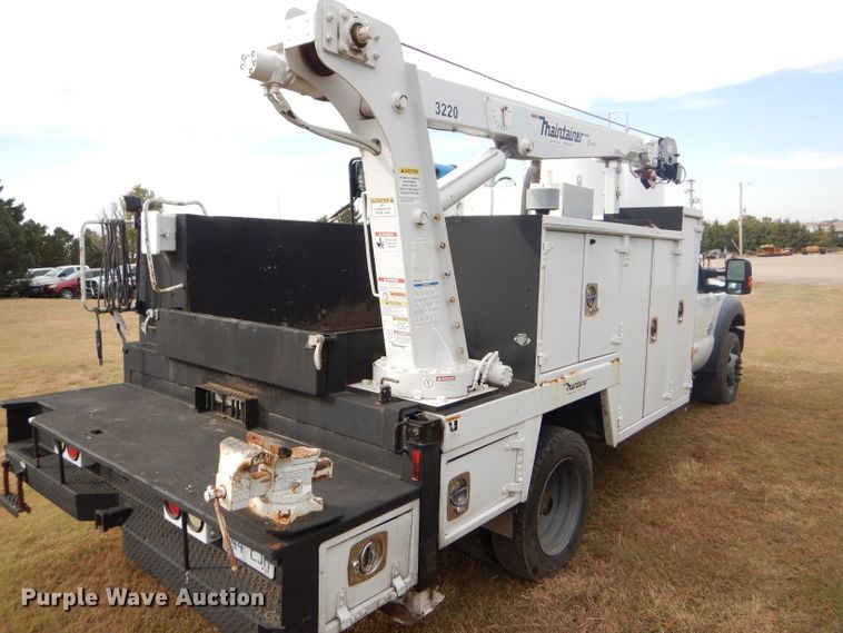 image for item DD4516 2011 Ford F550 Super Duty service truck with crane