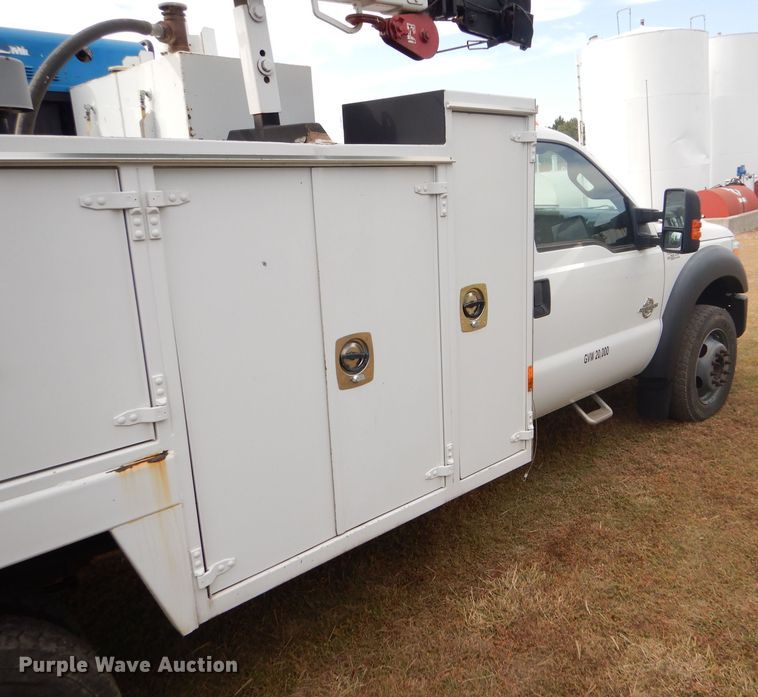 image for item DD4516 2011 Ford F550 Super Duty service truck with crane