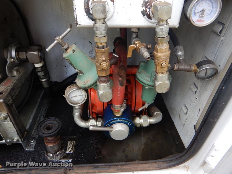 image for item DD4516 2011 Ford F550 Super Duty service truck with crane