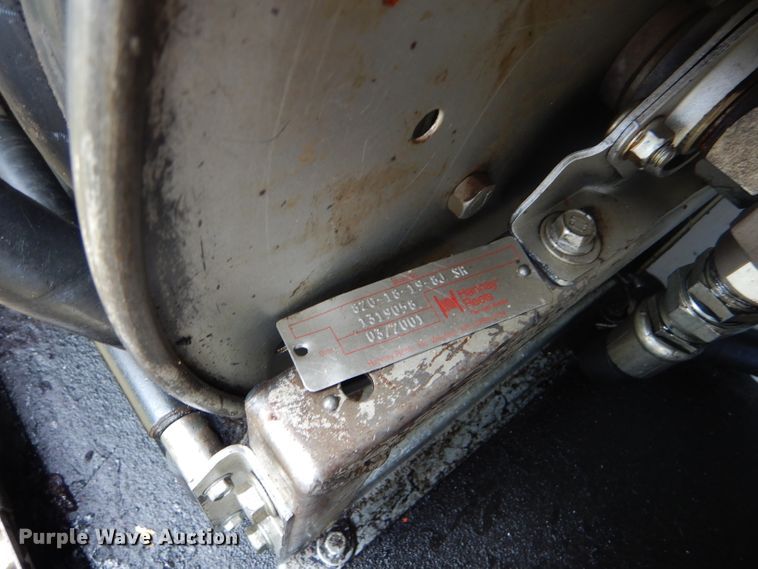 image for item DD4516 2011 Ford F550 Super Duty service truck with crane