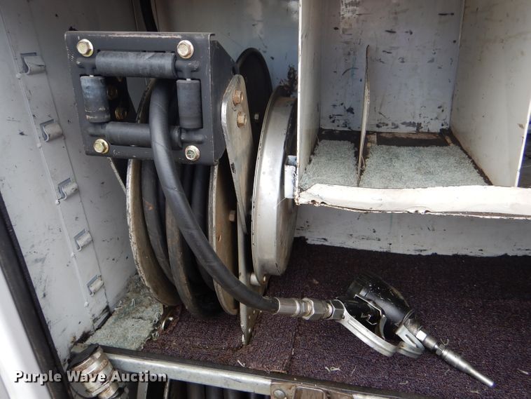 image for item DD4516 2011 Ford F550 Super Duty service truck with crane