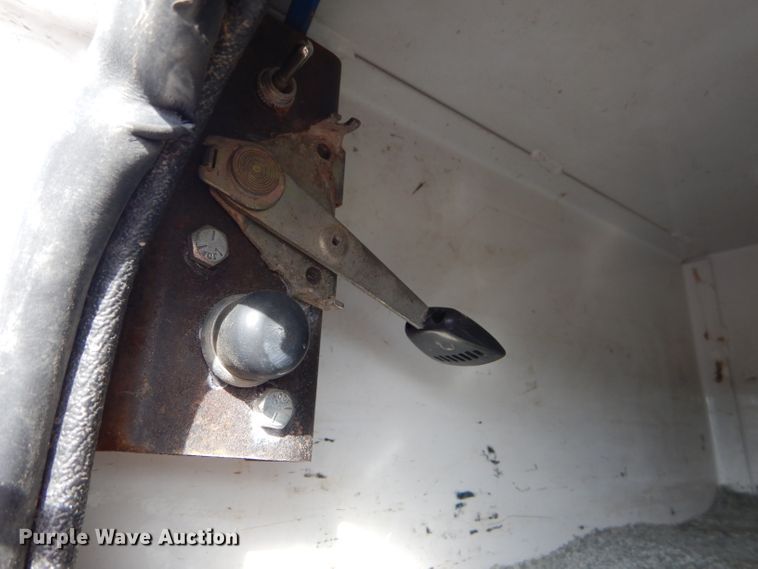 image for item DD4516 2011 Ford F550 Super Duty service truck with crane