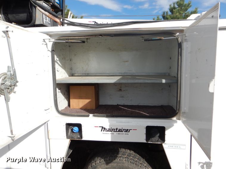 image for item DD4516 2011 Ford F550 Super Duty service truck with crane