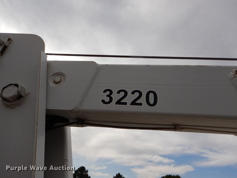 image for item DD4516 2011 Ford F550 Super Duty service truck with crane