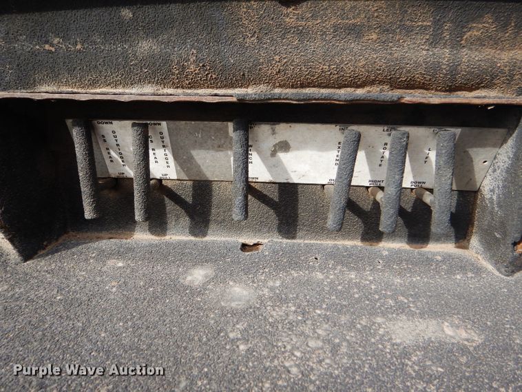 image for item DD4516 2011 Ford F550 Super Duty service truck with crane