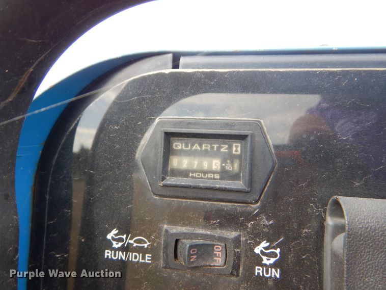 image for item DD4516 2011 Ford F550 Super Duty service truck with crane