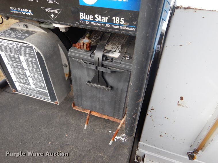 image for item DD4516 2011 Ford F550 Super Duty service truck with crane