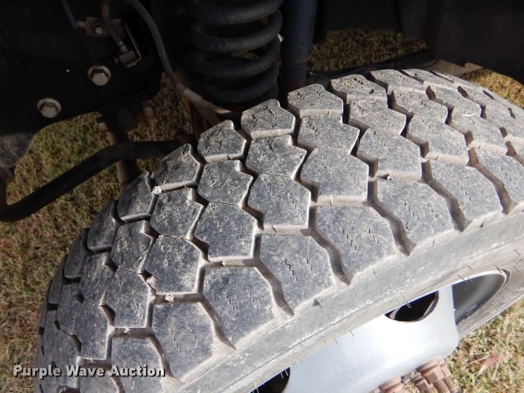 image for item DD4516 2011 Ford F550 Super Duty service truck with crane