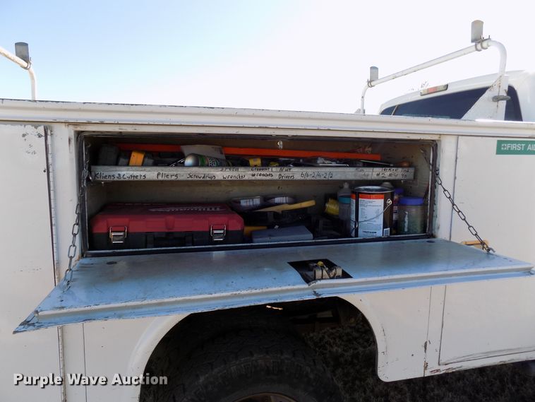 image for item DD6048 2009 Ford F350 Super Duty Crew Cab utility bed pickup truck